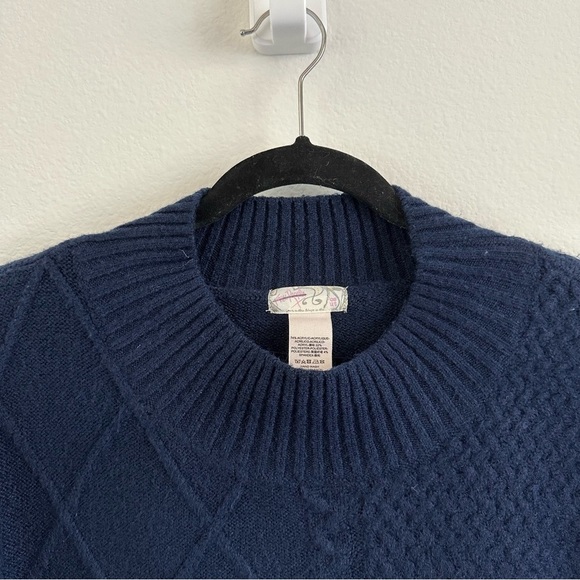 FREE PEOPLE Harbour Stripe Cable Poncho in Navy and Green One Size - Picture 10 of 11